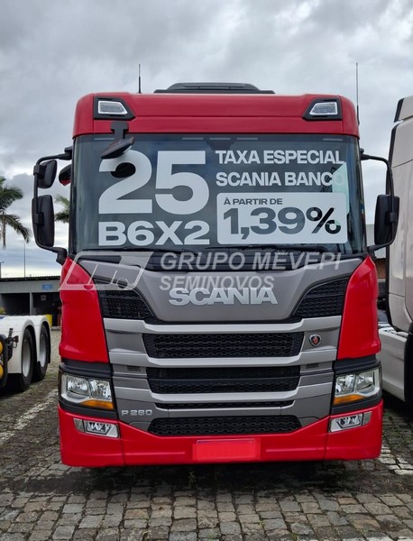 Imagem do veículo disponível para venda.